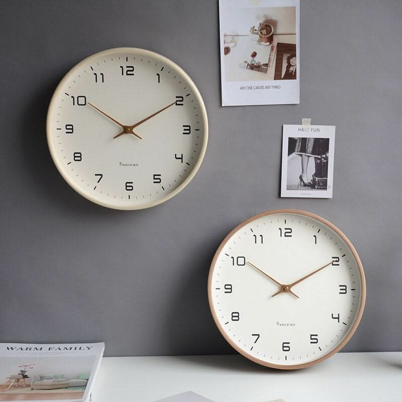 Holz-Wanduhr 25x25 cm oder 30x30 cm | Skandinavisches Design in Braun oder Creme | Lautloses Quarzuhrwerk für Wohnzimmer 3