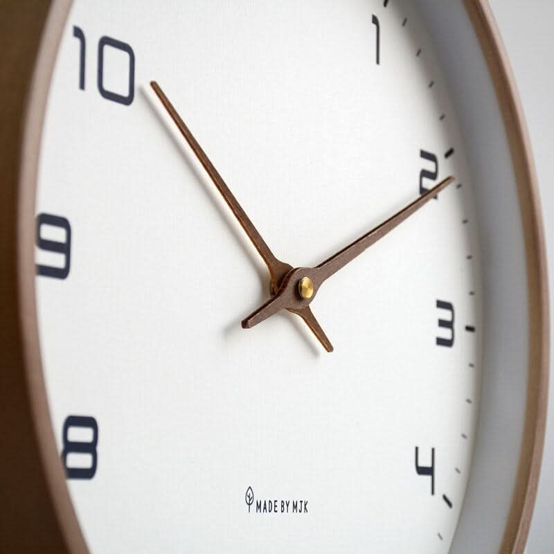 Holz-Wanduhr 25x25 cm oder 30x30 cm | Skandinavisches Design in Braun oder Creme | Lautloses Quarzuhrwerk für Wohnzimmer 5