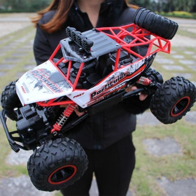 Remote Control Monster Truck 4x4 Off-Road RC Vehicle with All-Terrain Tires - Product detail 6