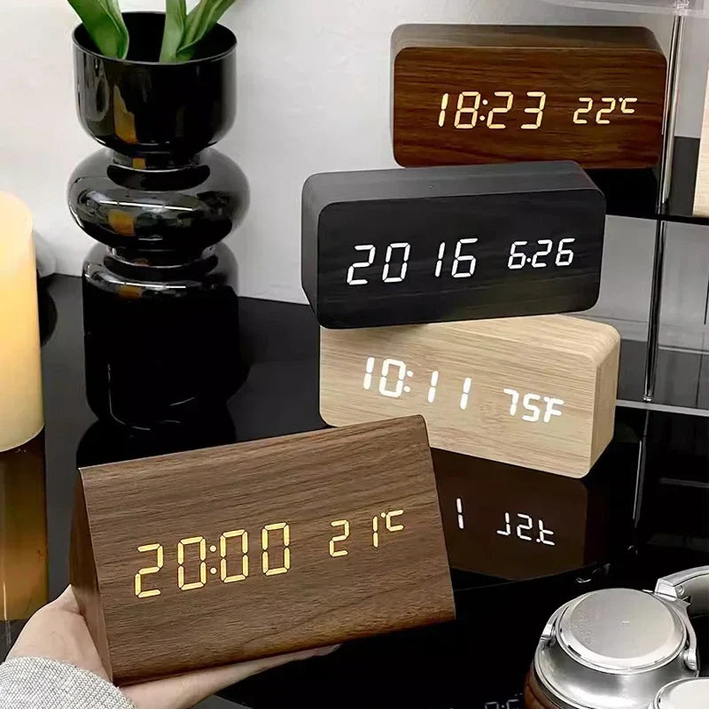LED-vækkeur | Trælook med temperaturvisning | Lysende display | LumiClock