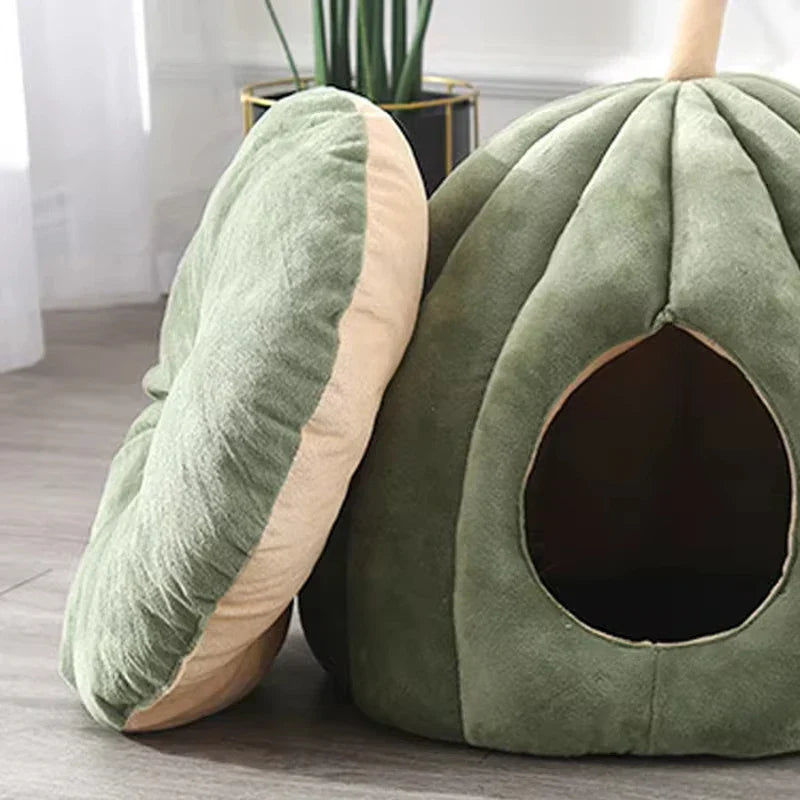 Geschlossenes Katzenbett | Katzenhöhle im Kürbis-Look | mit Herausnehmbarem Kissen | CozyPaws