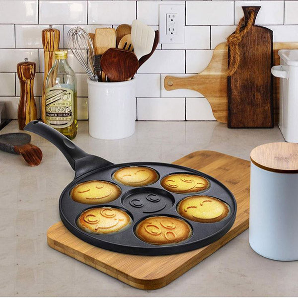 HappiPan™ — Perfekt gewendete Smiley-Pfannkuchen für einen glücklichen Start in den Tag