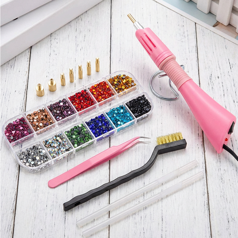 Hotfix-Strass-Set mit 7-in-1 Applikator | Schnelles Aufheizen | Aufsätze für präzises Setzen | SparkleFix