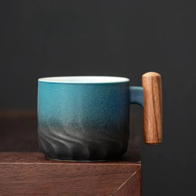 Kaffeetasse | Keramikbecher mit Holzgriff | Handgemachte Unikatoptik | MugNatura