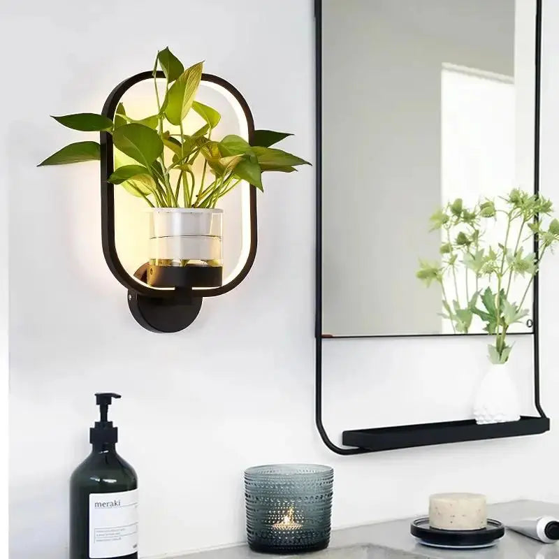 LED-Pflanzen-Wandleuchte mit Glasvase | Warmes Hintergrundlicht | Dekorativer Wandakzent | GlowPlant
