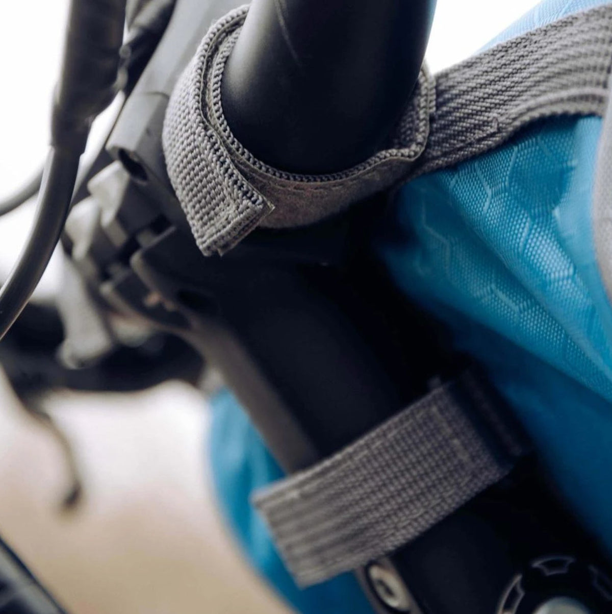 Taška na řídítka jízdního kola | Dotykové okénko | Vodoodpudivá a odnímatelná | RideCarry