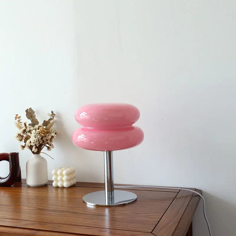 Retro-Tischlampe mit Glasschirm | 3-Stufen dimmbar, USB-Ladeanschluss | Metallfuss, ideal als Nachttischlampe im Schlafzimmer