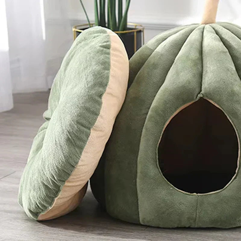 Katzenbett Kürbisform aus Plüsch, 40 × 40 × 35 cm | Grün, Orange, Grau | Warm & geschützt für gemütliche Katzen-Nickerchen 3