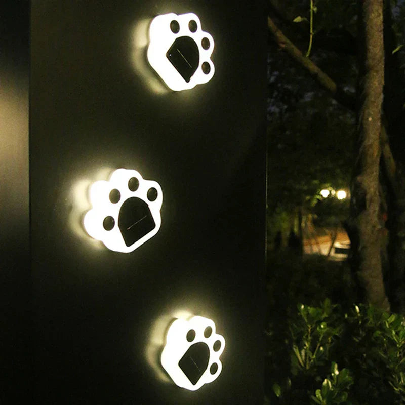 Solar LED Pfotenleuchten für Garten und Weg | 9 Std. Leuchtdauer | Hundepfoten-Motiv | Trailpaws