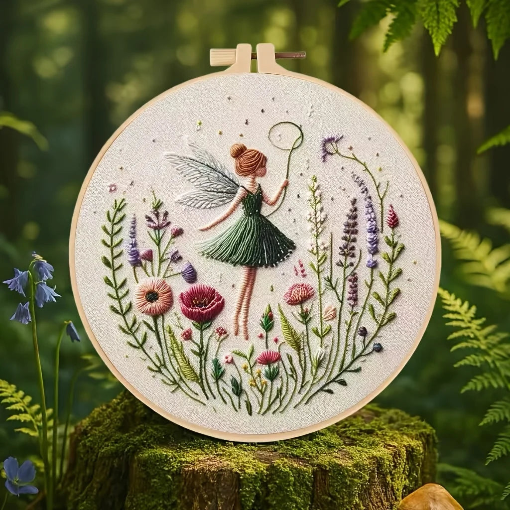 Stickset Feenmädchen | Vorgezeichnetes Motiv | Anleitung und Videos | CraftLuna