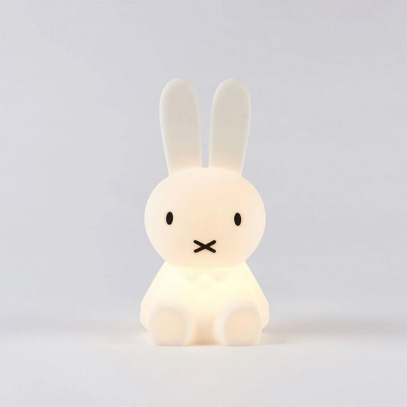 Tischlampe | Ikonischer Blickfang fürs Zuhause | Minimalistische Hasenfigur | BunnyNest