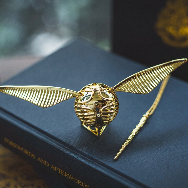 Goldene Flügel-Orb-Ringbox | Beweglichen Flügeln | Schmuckschatulle | GoldOrb