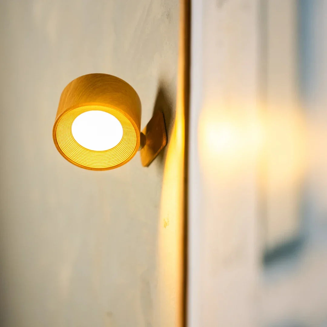 Kabellose Magnetische Wandlampe | 360° drehbarer Lichtkopf mit Fernbedienung | Warmweißes und kaltweißes Licht ohne Verkabelung 1