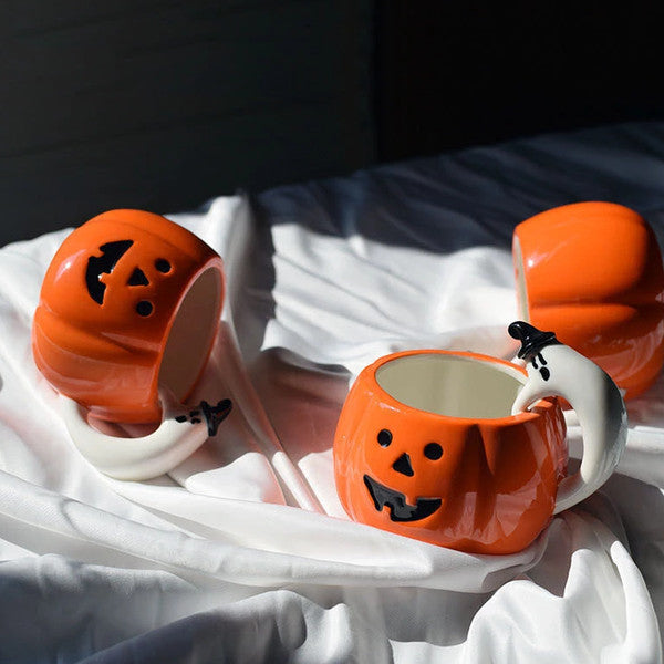 Kürbis Kaffeetasse für Halloween | Mit Geister-Griff aus Keramik | Ideal für Kaffee, Tee, Cidre und warmen Punsch