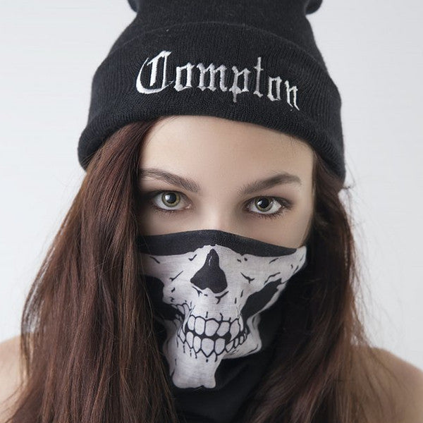 Multifunktionstuch Totenkopf-Motiv | Nahtlos & dehnbar | Vielseitig für Biken, Wandern, Skifahren, Yoga und Halloween 1