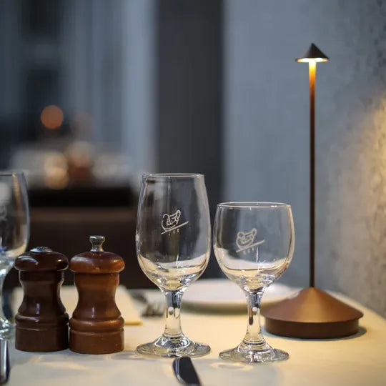 Bezdrátová LED lampa | Stmívatelná s akumulátorem | Dotykové ovládání | GlowVault