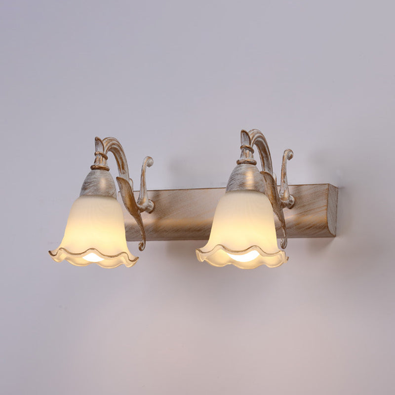 Badezimmerleuchte aus Metall | Wasserdichter Glasschirm, rustikaler Stil, 2-4 Lichter | Ideal über dem Spiegel im Bad 1