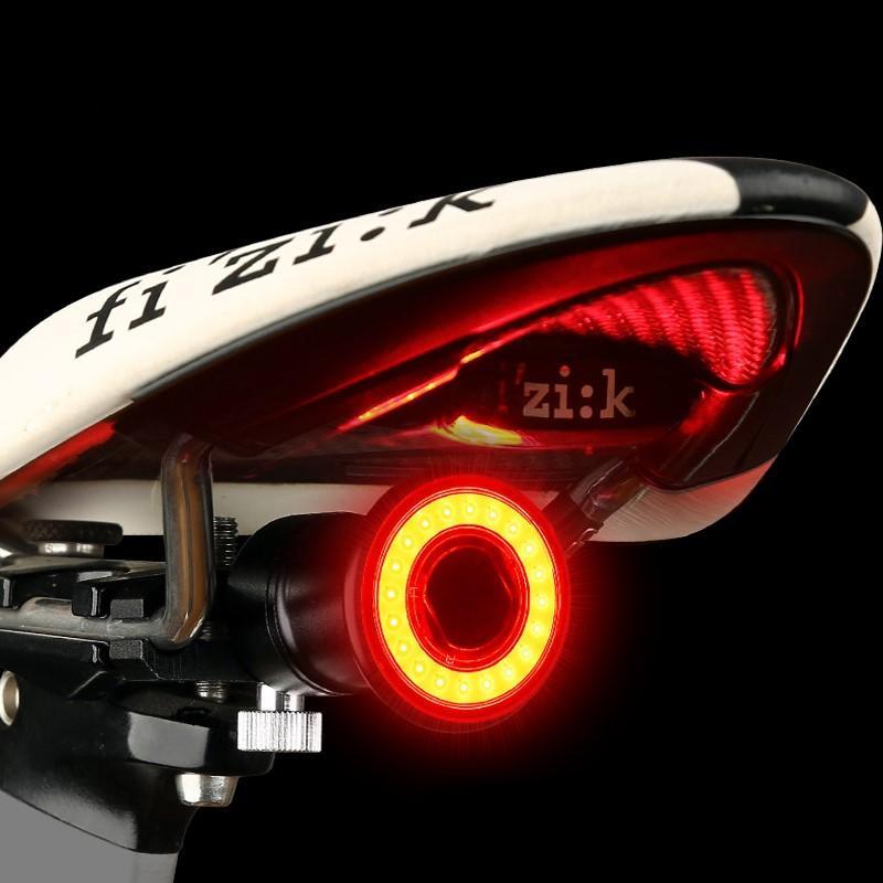 Feu arrière de vélo intelligent | Feu stop automatique | | Batterie USB rechargeable, support réglable | RearWise