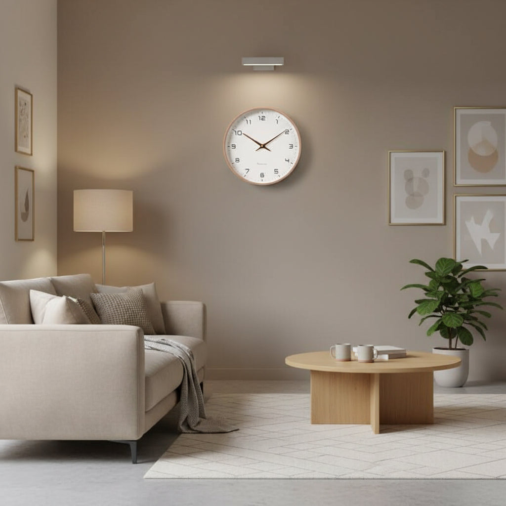Holz-Wanduhr 25x25 cm oder 30x30 cm | Skandinavisches Design in Braun oder Creme | Lautloses Quarzuhrwerk für Wohnzimmer 2