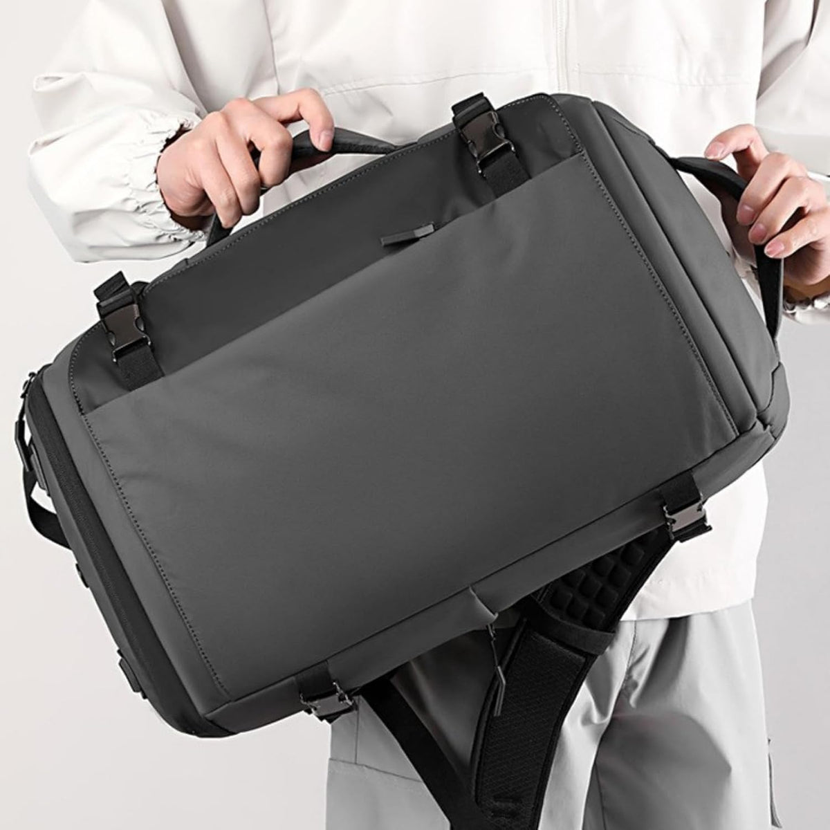 Wasserdichter Laptop-Rucksack 15,6 Zoll mit 270°-Seitenöffnung | Schwarz, Blau, Grau | USB-C-Anschluss, diebstahlsicher 11