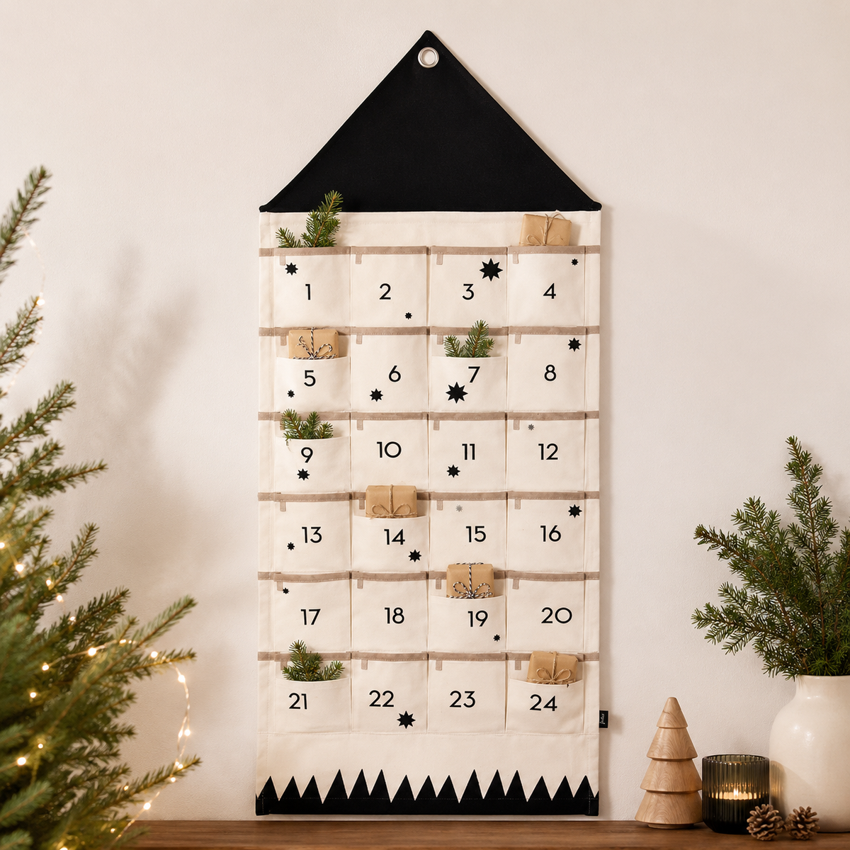 Adventskalender zum Befüllen Weihnachten | 24 Taschen aus Stoff | Wiederverwendbar zum Aufhängen an Tür oder Wand 1