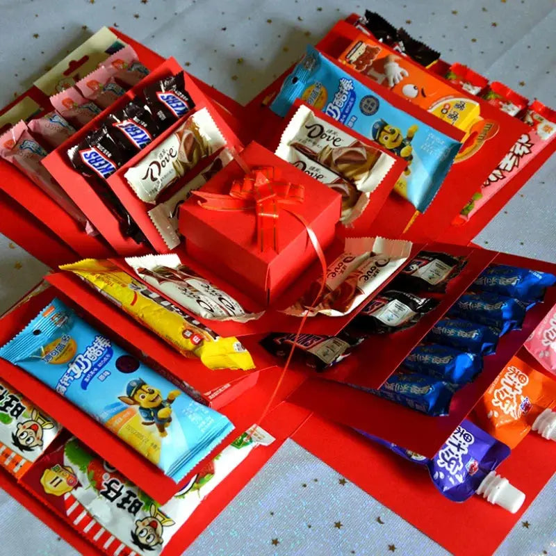 Explosionsbox Geschenk | Personalisiert | Mit Geheimfach | 8 Schmetterlinge Gratis