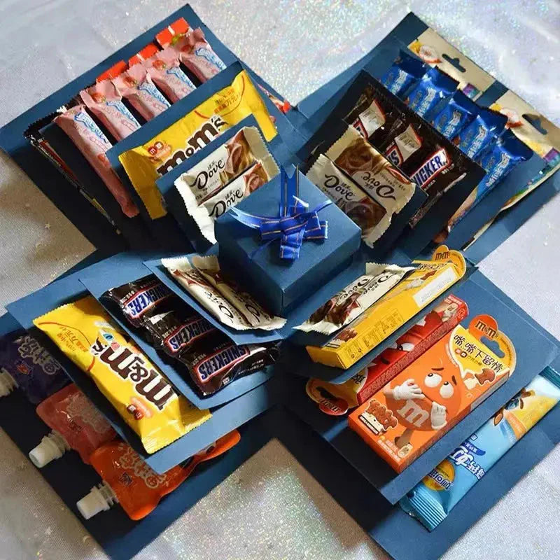 Explosionsbox Geschenk | Personalisiert | Mit Geheimfach | 8 Schmetterlinge Gratis