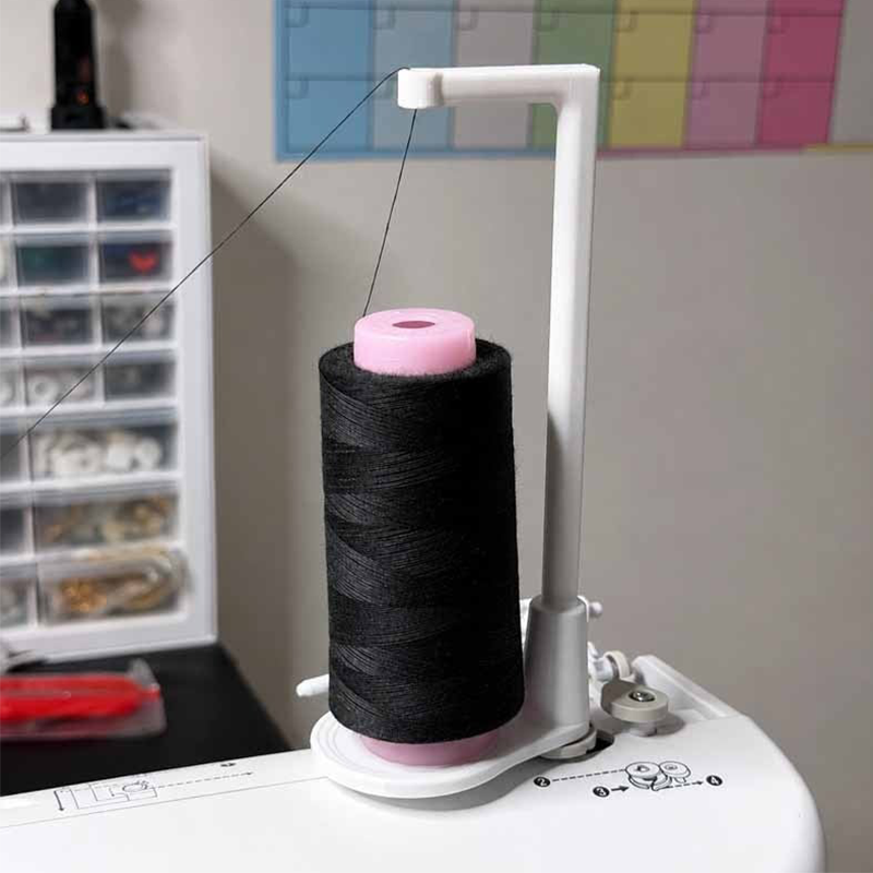 Garnrollenständer für Nähmaschine | Kunstharz 16,5 cm | Für Große Garnrollen | SpoolMaster