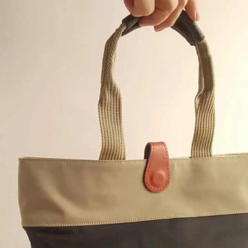 Magnetisches Lesezeichen aus Leder 10 x 3 cm | 6 Farben, 7 Designs | Sicherer Magnetverschluss hält Buchseiten fest 2