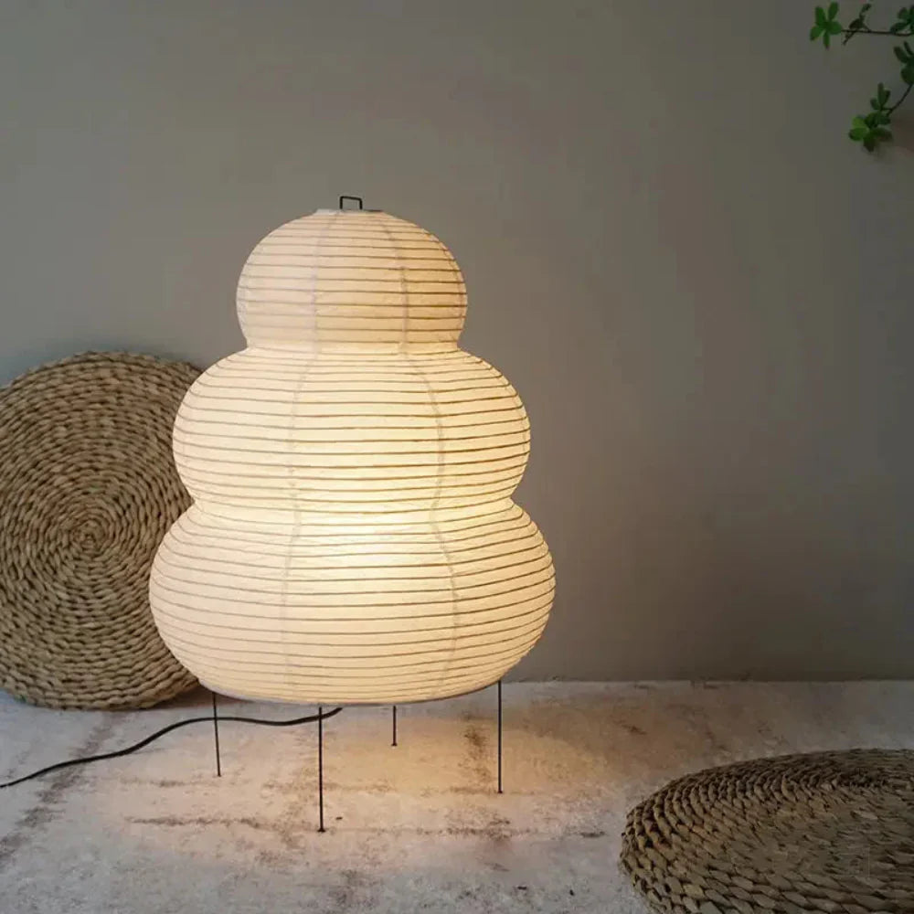 Reispapierlampe | Japanische Tischlampe | Sanftes Wabi Sabi Licht | HikariGlow