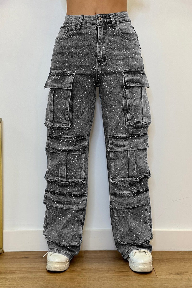 Rhinestone Jeans™ – Trage Deinen selbstbewussten Look mit komfortabler Bewegungsfreiheit