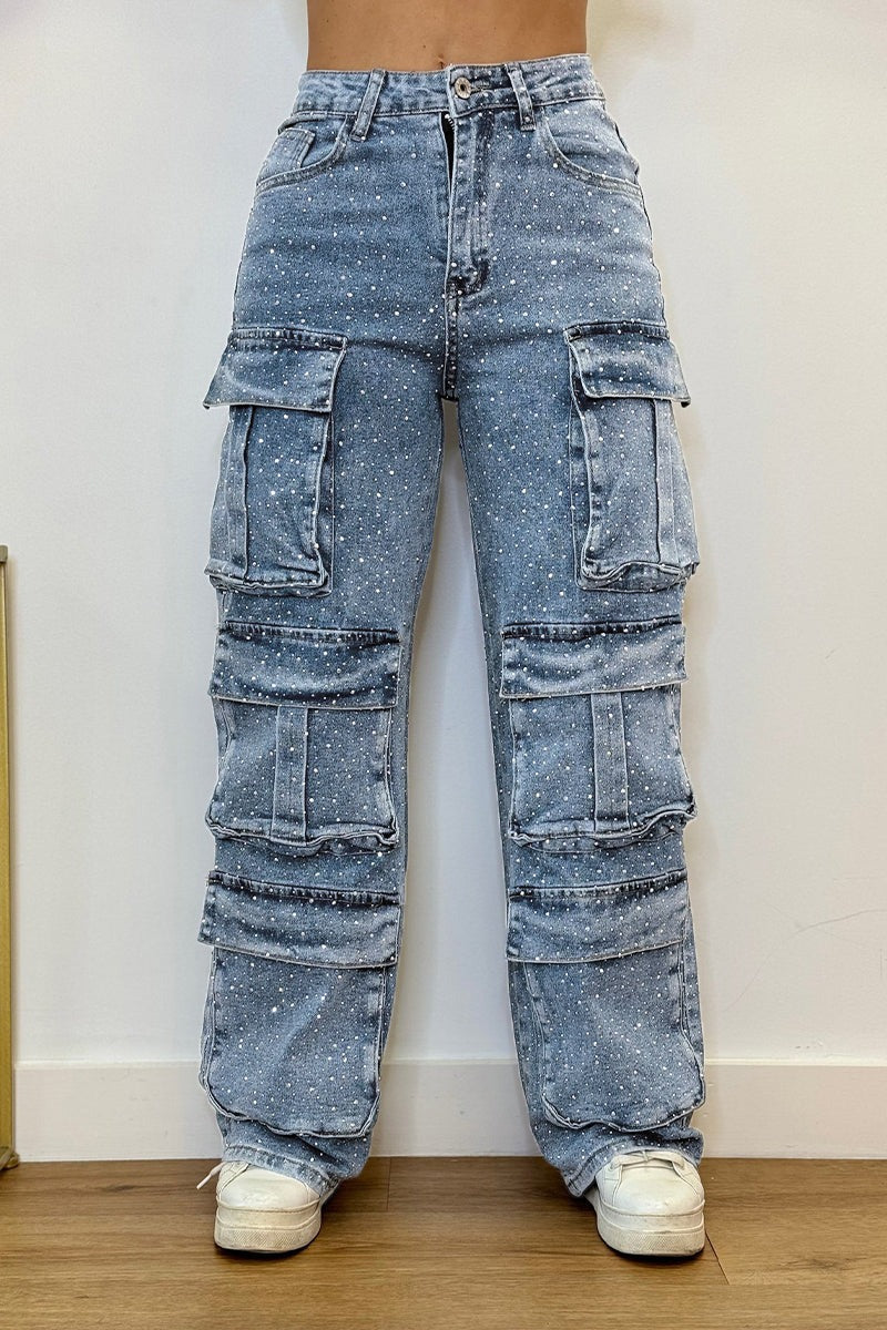 Rhinestone Jeans™ – Trage Deinen selbstbewussten Look mit komfortabler Bewegungsfreiheit