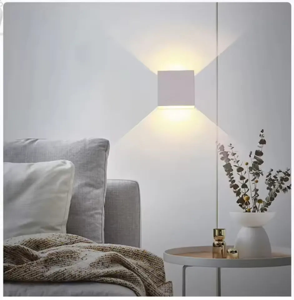 LED nástěnné svítidlo | krychlový design | světlo nahoru a dolů pro efekt na stěně | CubeGlow