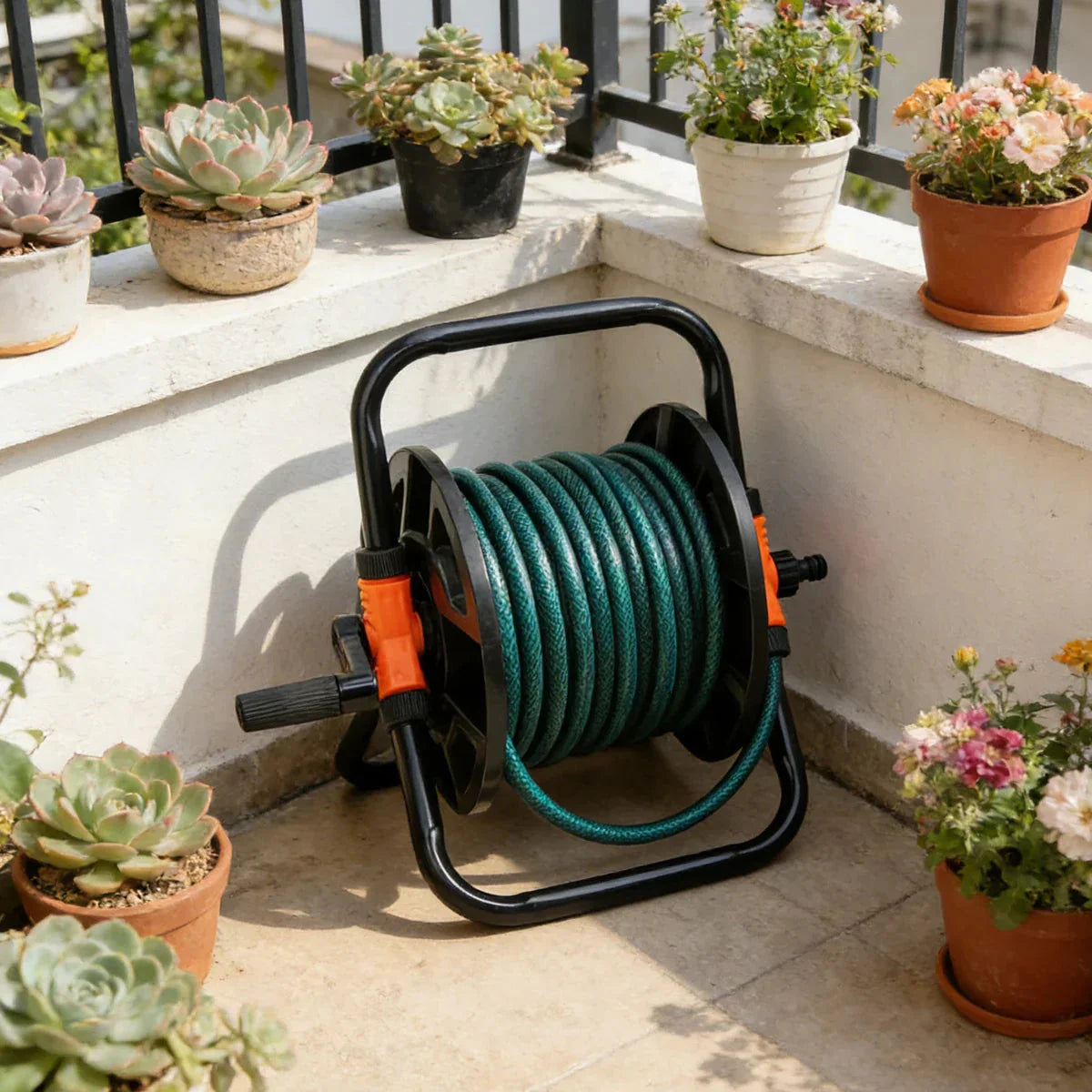 Tragbare Gartenschlauchtrommel | Freistehend | Gleichmäßige Schlauchführung | FlowCrank