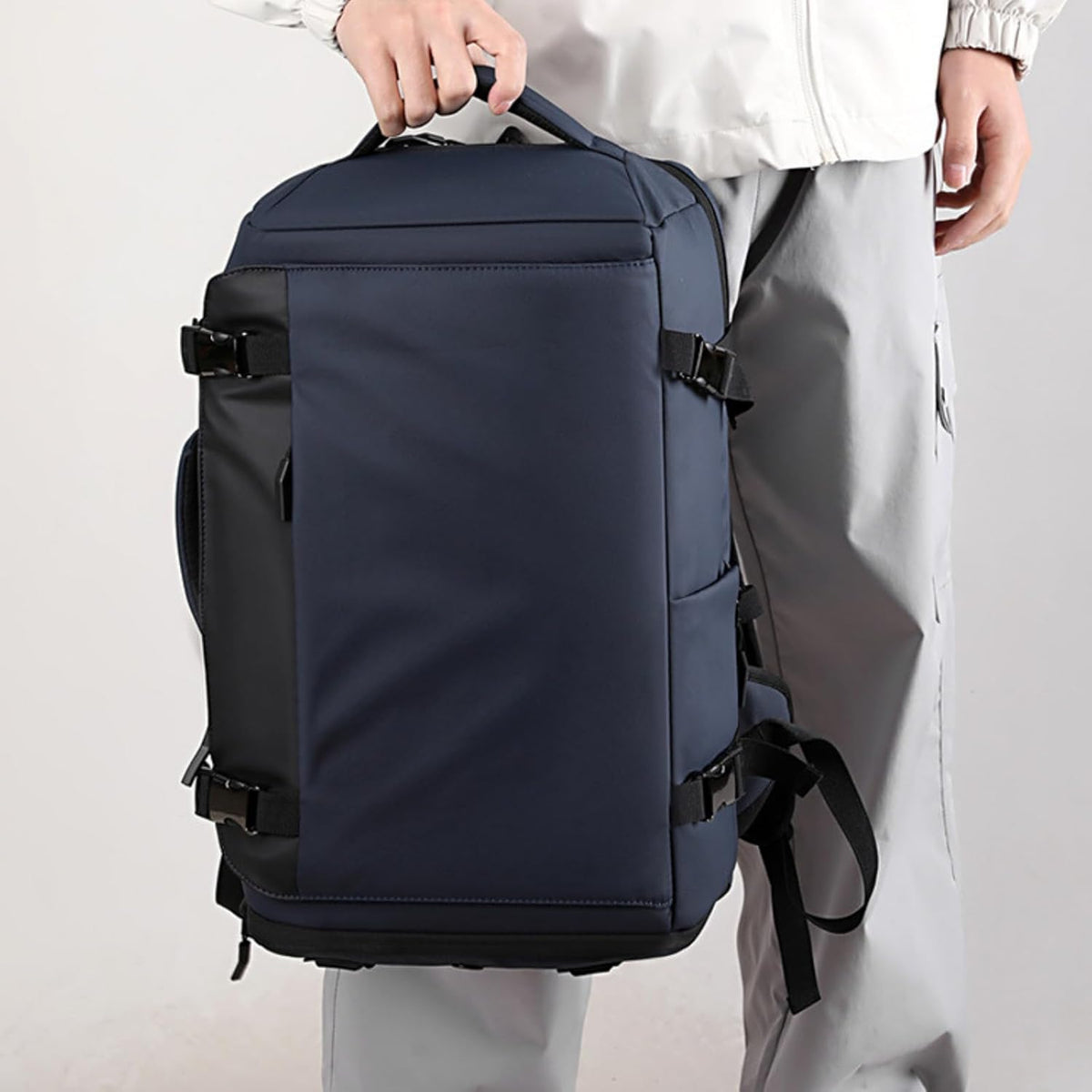 Wasserdichter Laptop-Rucksack 15,6 Zoll mit 270°-Seitenöffnung | Schwarz, Blau, Grau | USB-C-Anschluss, diebstahlsicher 1