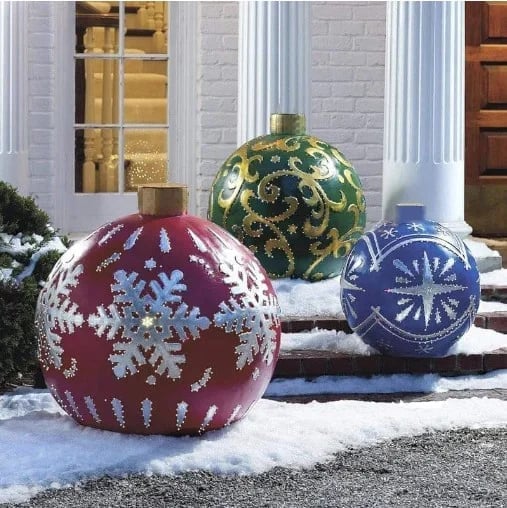 Aufblasbare Weihnachtskugel Dekoration | 16 Designs, Schneller Aufbau | Wetterfestes PVC für Innen- und Außenbereich 2