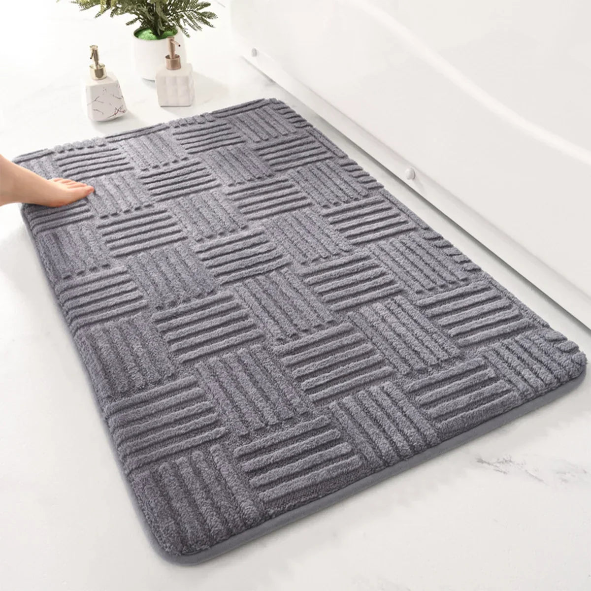 Rutschfeste Badematte aus Polyester | Weich und saugstark | Sicherer Halt für Bad, Dusche und Eingangsbereiche 3