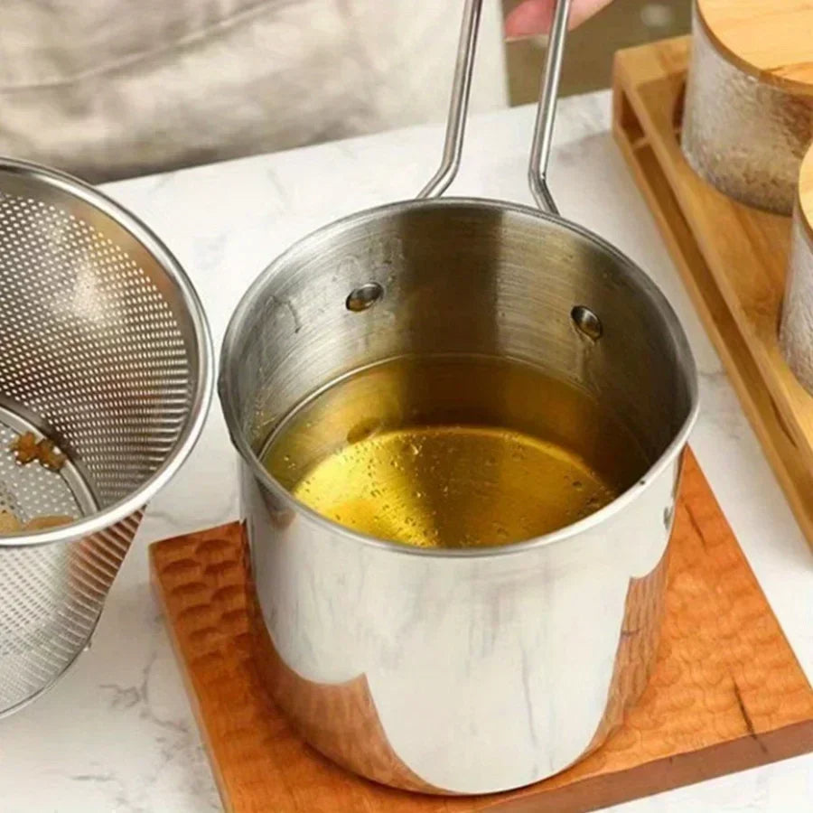 1200ml Fritteuse Edelstahl mit Siebkorb | Für Gas-, Elektro- und Induktionsherd | Kompakt für kleine Küchen und schnelle Snacks 1