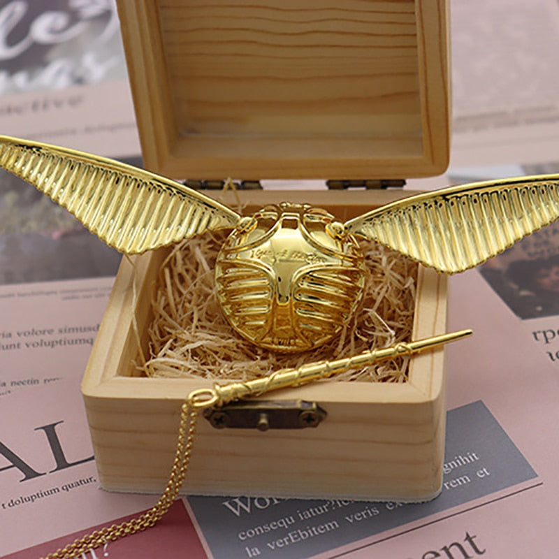 Goldene Flügel-Orb-Ringbox | Beweglichen Flügeln | Schmuckschatulle | GoldOrb