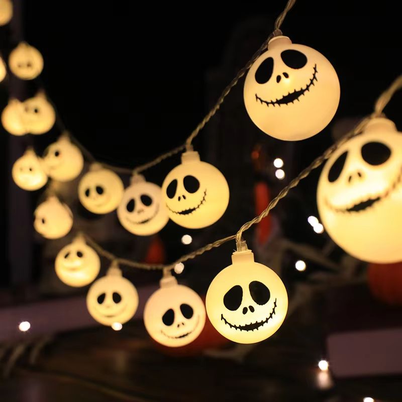 Halloween Lichterkette mit Gruselfiguren | Batterie- oder USB-Betrieb, bis 40 LEDs | Für innen und außen geeignet 1