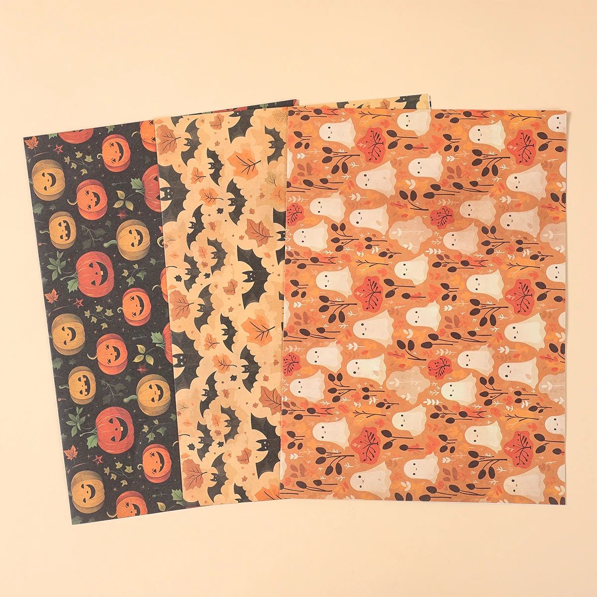 Halloween Geschenkpapier Geister, Kürbisse & Fledermäuse Motiv | 4 Bogen Set | Leichtes Papier zum Verpacken & Basteln 4