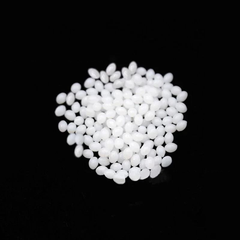 Vampirzähne Set Halloween | 5 Paar Fangs mit Thermo-Kleber, 4 Größen | Dentalharz, wiederverwendbar ohne Kleberreste