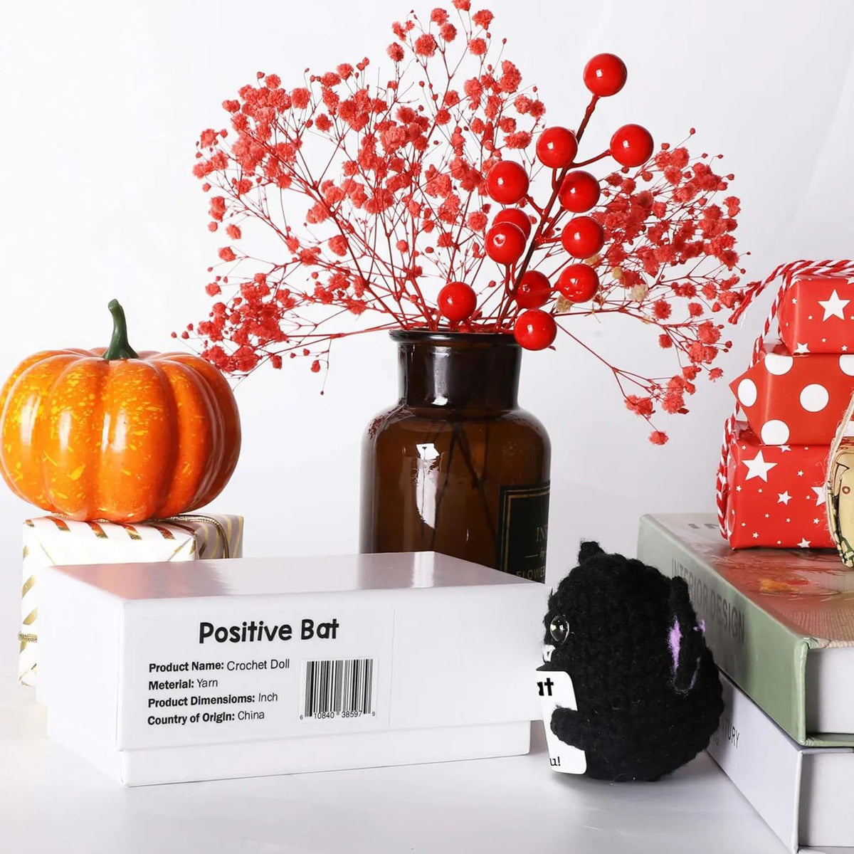 Gehäkelte Fledermaus Deko Halloween | Mit Mutmach-Karte für Aufmunterung | Handgefertigte Optik für Schreibtisch & Regal 6