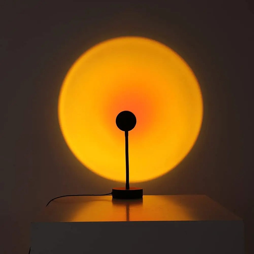 LED projektorová stolní lampa Západ slunce | 16 barev světla pro vytvoření atmosféry | S dálkovým ovládáním | AuraCast