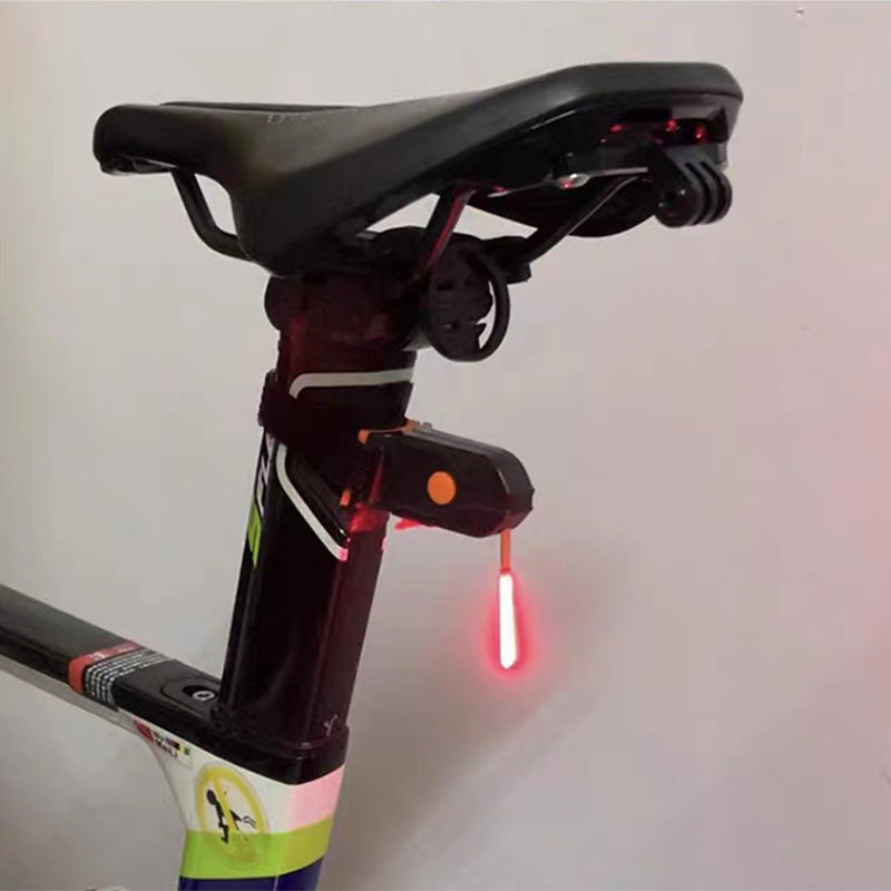 LED Fahrrad-Rücklicht USB-Aufladbar | 40 Lumen Leuchtkraft, 5 Farben | 2er Set mit Ladekabel und Befestigungsriemen 3