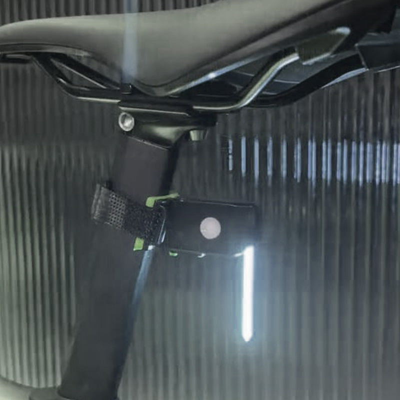 LED Fahrrad-Rücklicht USB-Aufladbar | 40 Lumen Leuchtkraft, 5 Farben | 2er Set mit Ladekabel und Befestigungsriemen 11