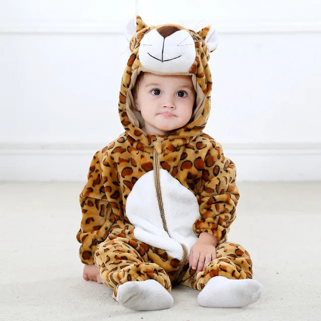Combinezon din fleece pentru bebeluși | Design în straturi cu glugă | Salopetă confortabilă cu fermoar | CuddleZoo